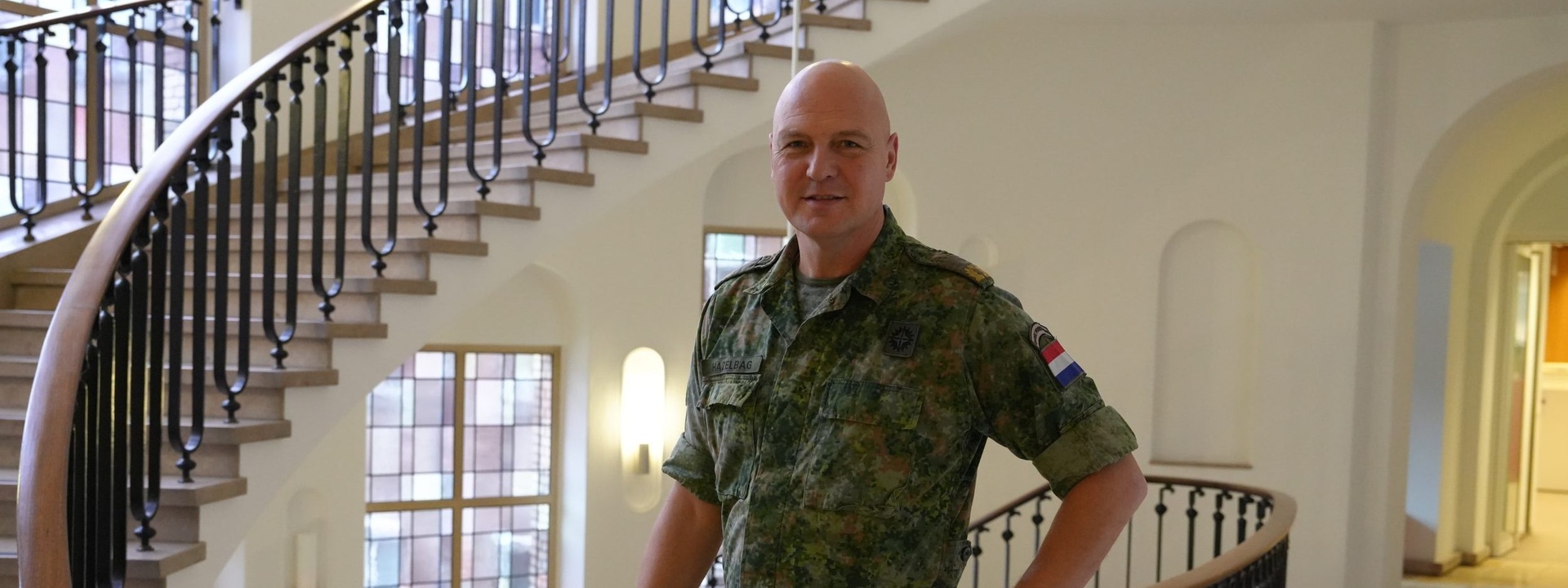 Bgen Lenny Hazelbag